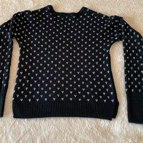 SO Black and white sweater size XL - Picture 6 of 16